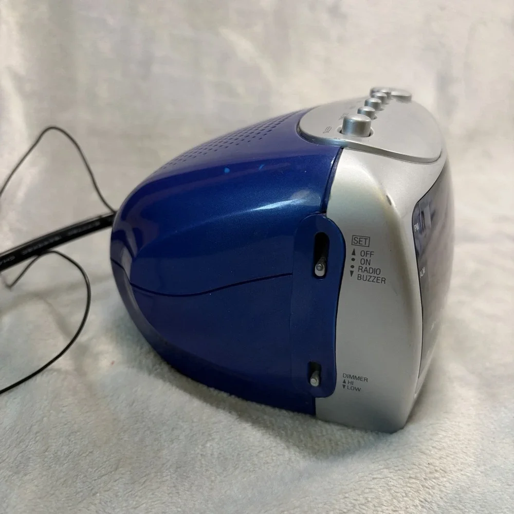 Y2K iMac Style Timex AM FM Radio Alarm Clock Blue Silver‎ LED Retro Desk